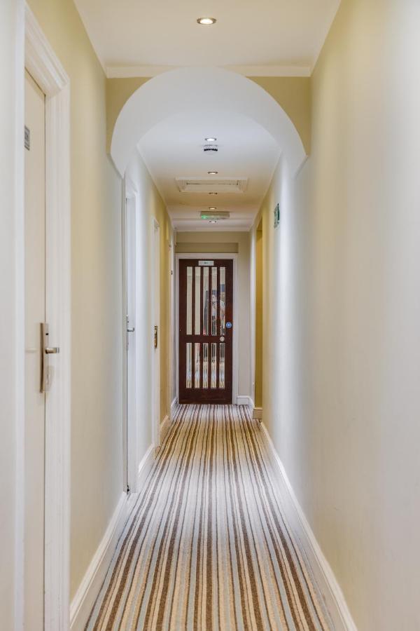 1 Lexham Gardens 3* London