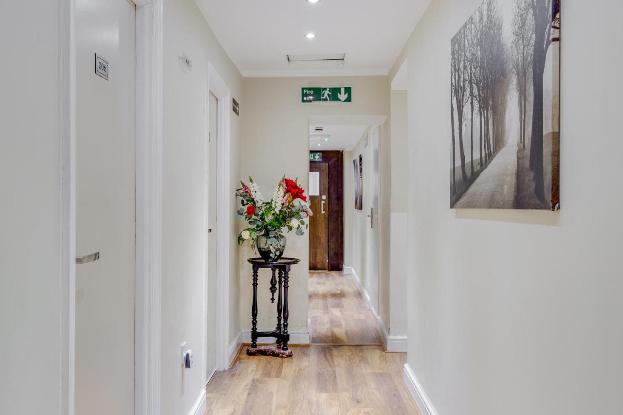 1 Lexham Gardens Hotel 3*